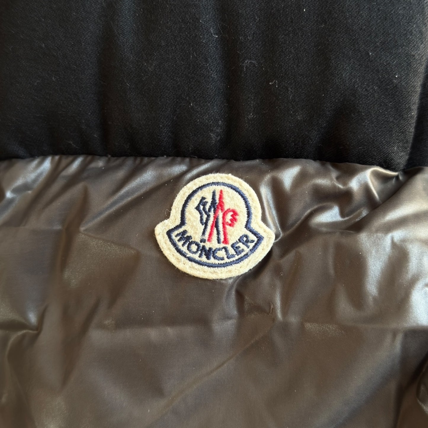 Moncler Aveillan