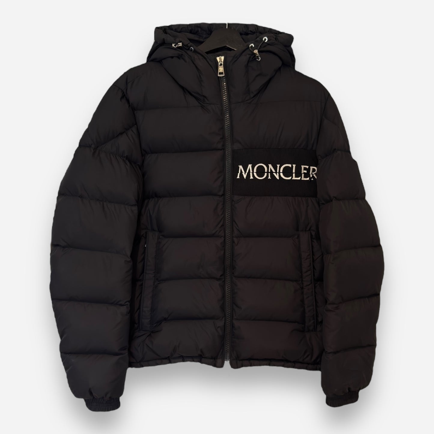 Moncler Aiton