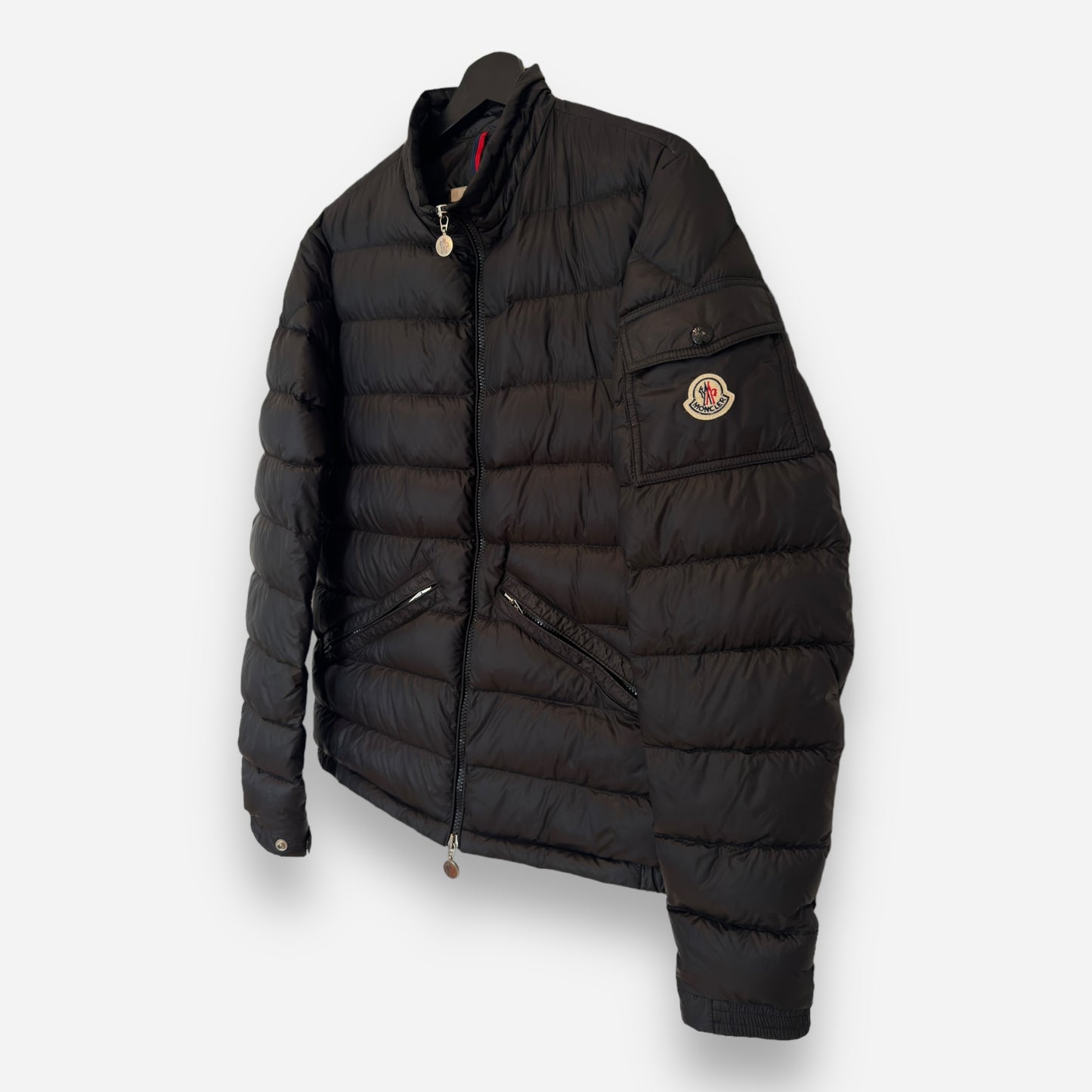 Moncler Agay