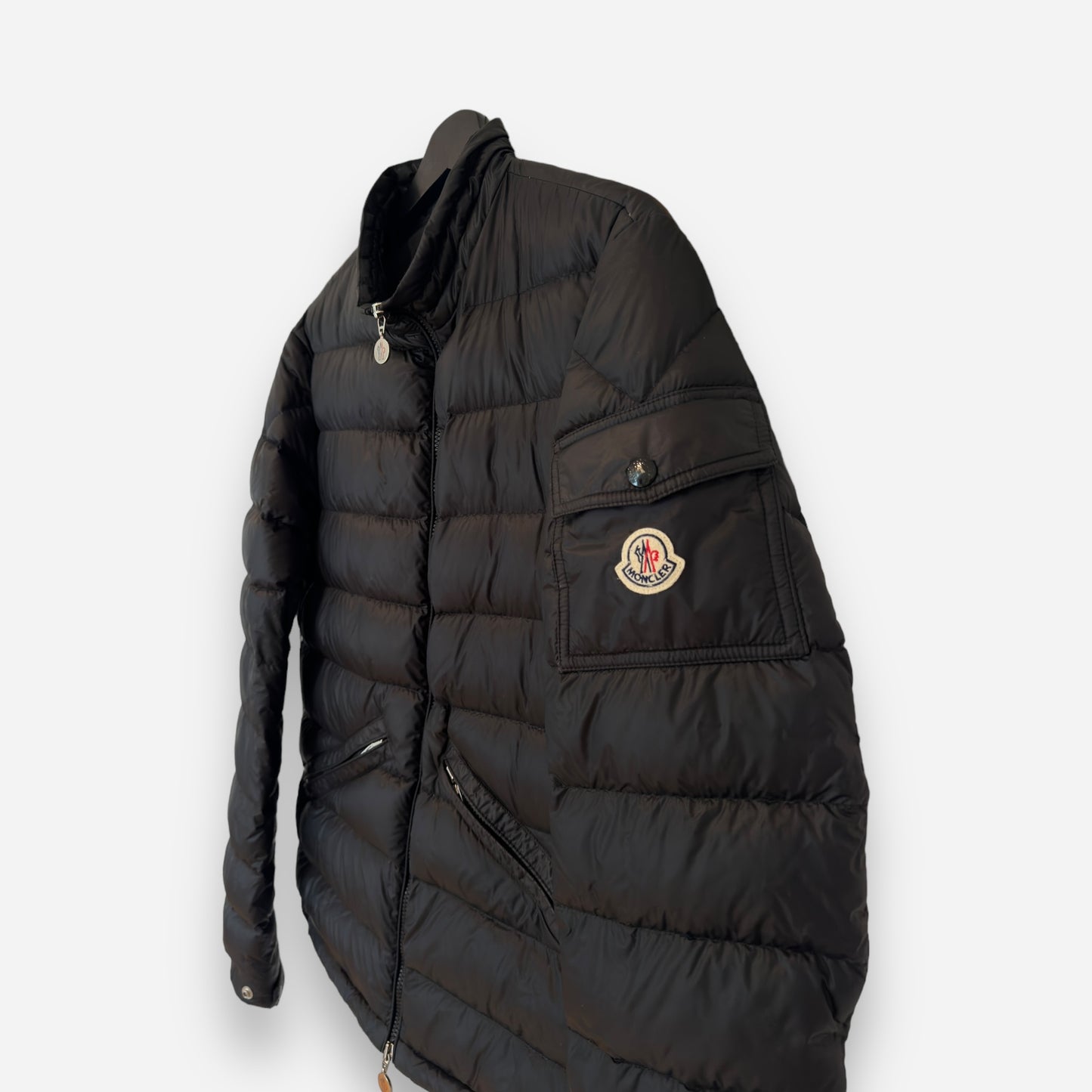 Moncler Agay