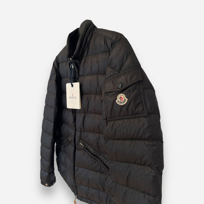 Moncler Agay