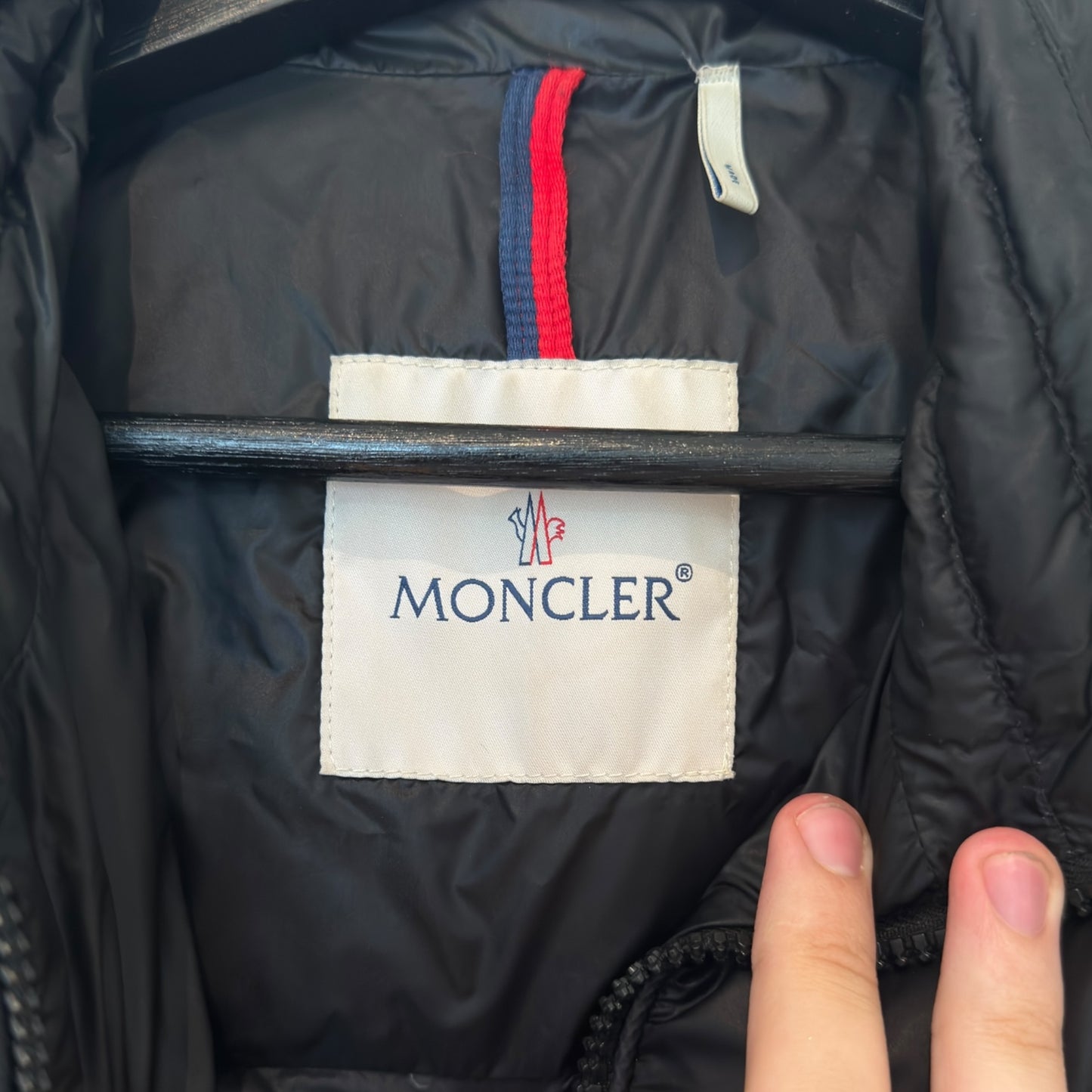 Moncler Agay