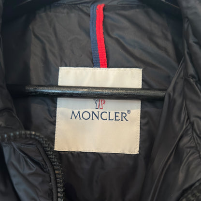 Moncler Agay